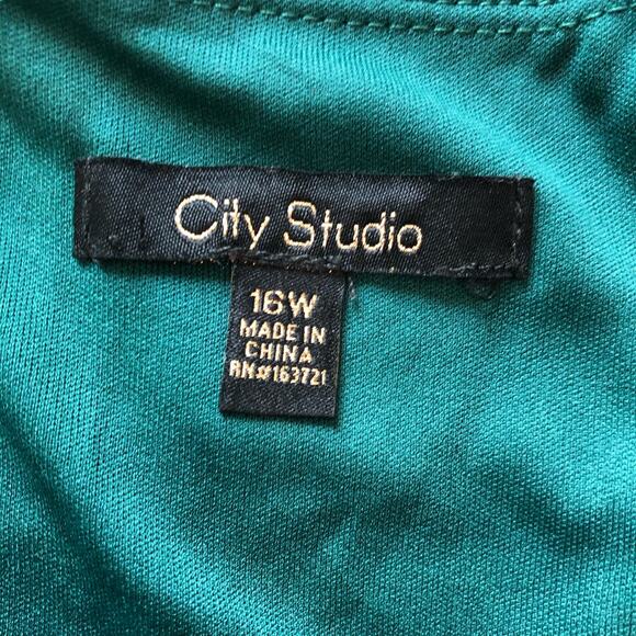 City Studio Womens Gown Size 16W Hunter‎ Green Embellished Satin Spaghetti Strap - Picture 15 of 16